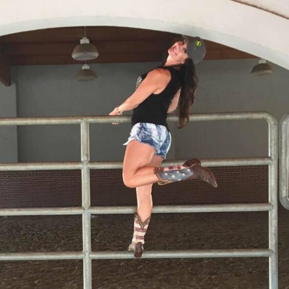 Meet your Posher, Liz